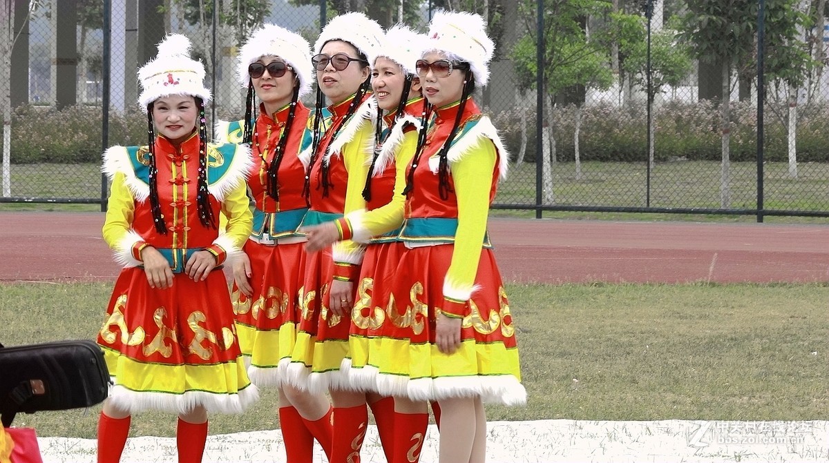 大型高端相亲会暨家文化节展演花絮【学拍人像】---请指教