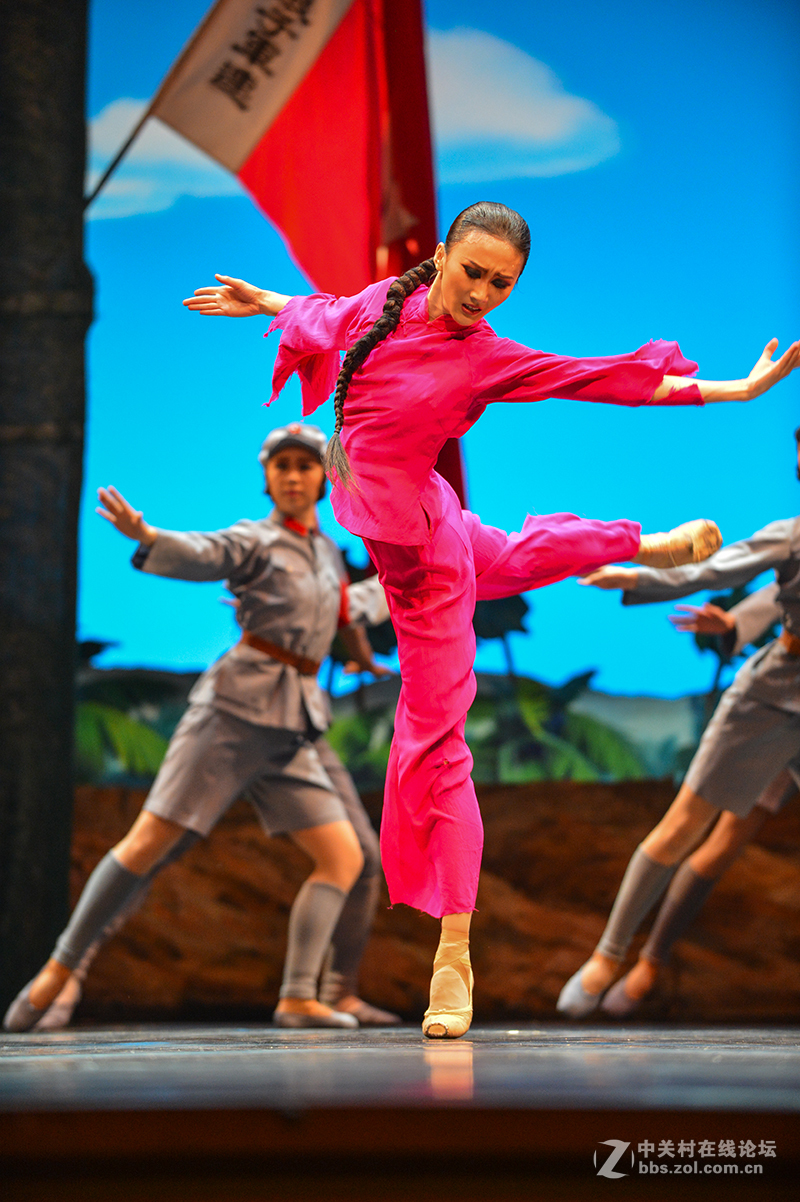 中央芭蕾舞团经典芭蕾舞剧红色娘子军