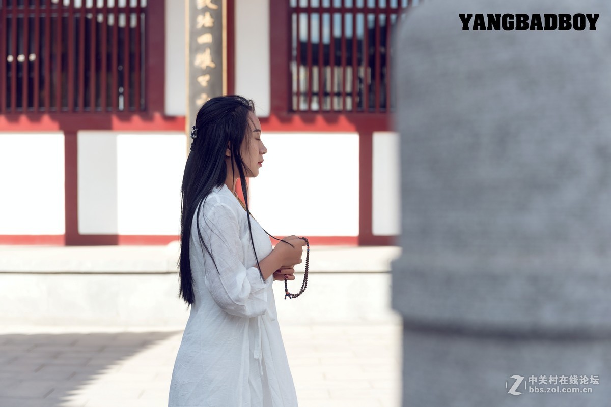 前生500次的回眸才换得今生的一次擦肩而过