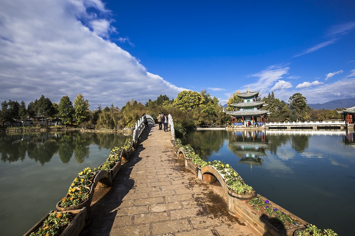 拜年貼麗江黑龍潭公園2