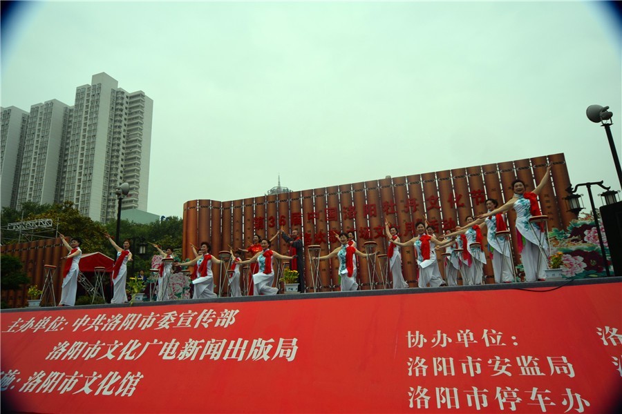 河洛欢歌老干部教育活动中心专场今日举行