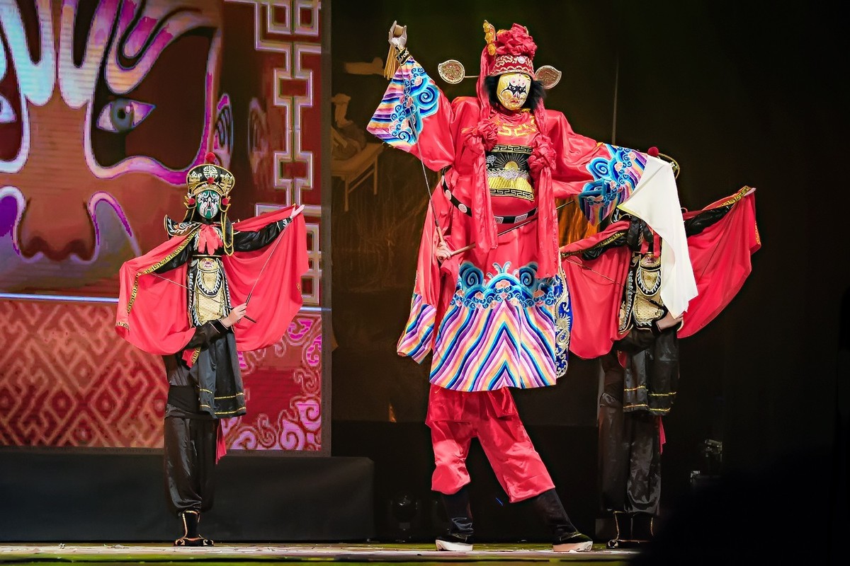 舞台摄影木偶之木偶变脸