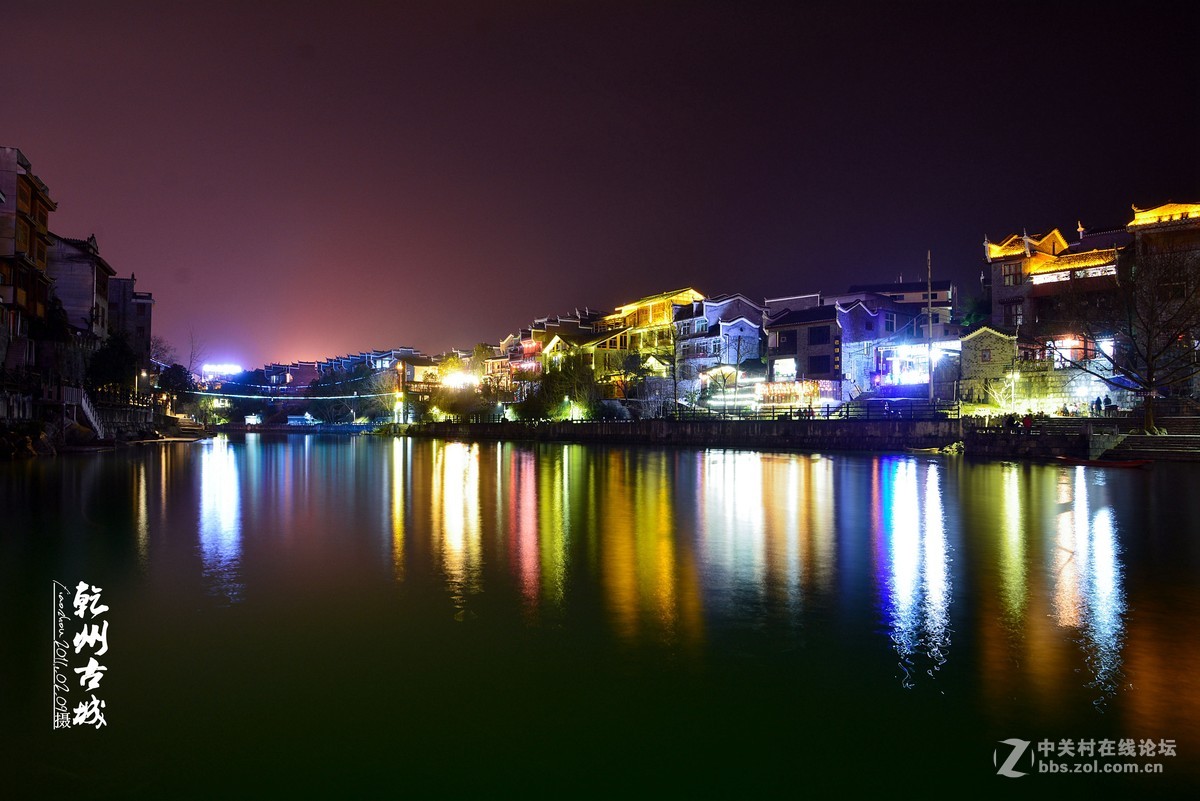 乾州古城夜景萬溶江畔