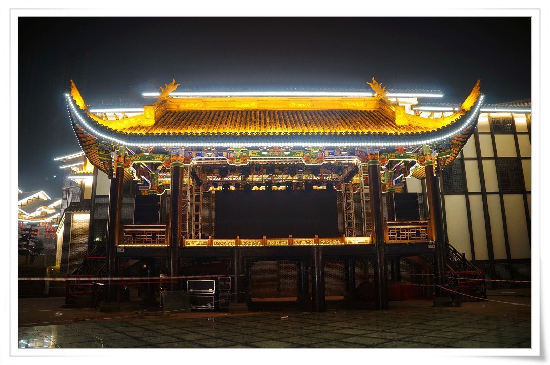 贵州赤水市又一新景点——市中石沓沓老街