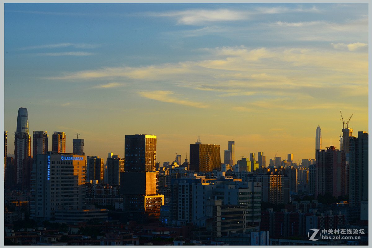 黄昏窗外那片景色