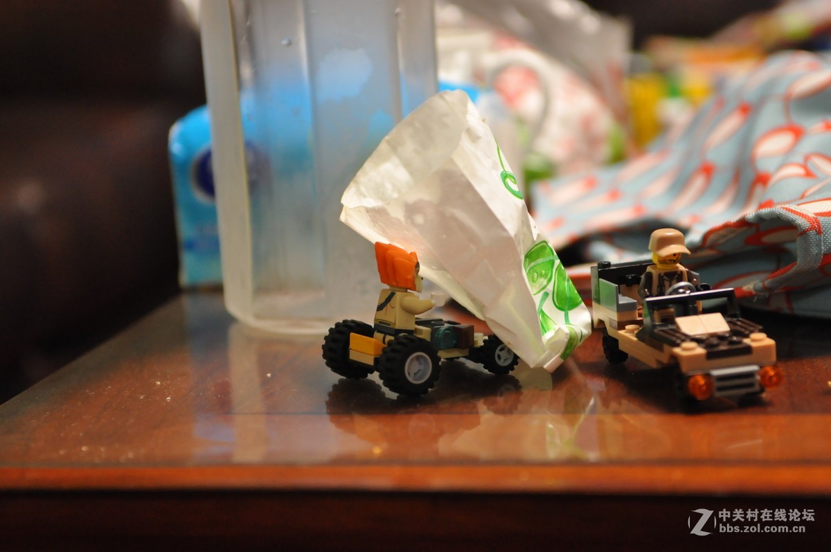 初来贵地，发几张90的片片拜拜码头