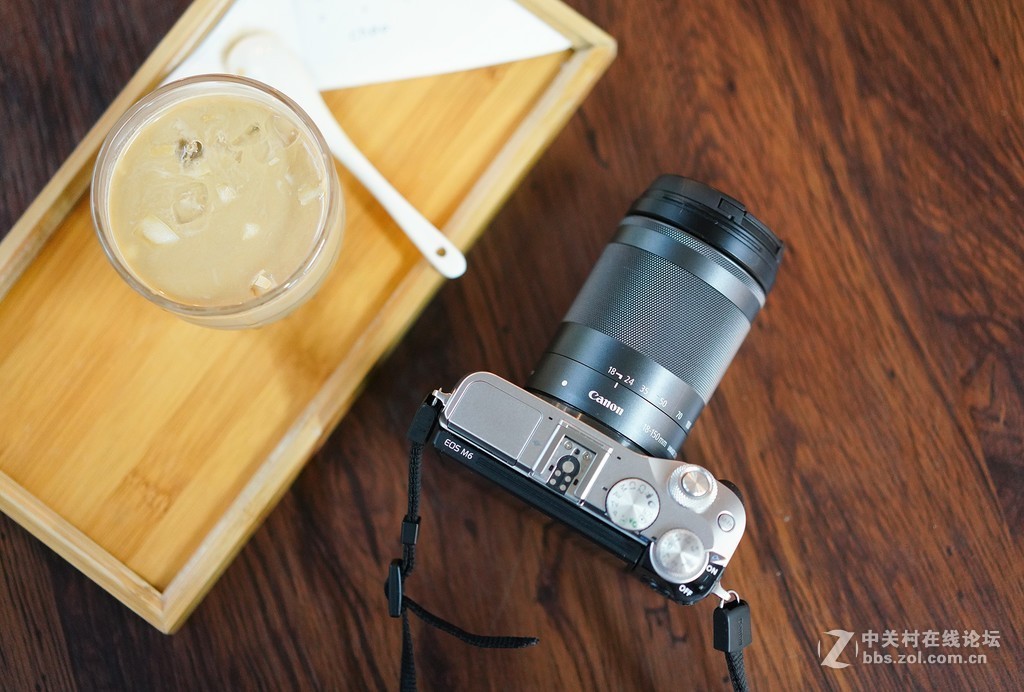 #佳能EOS M6-定格光影# 带着M6去街拍