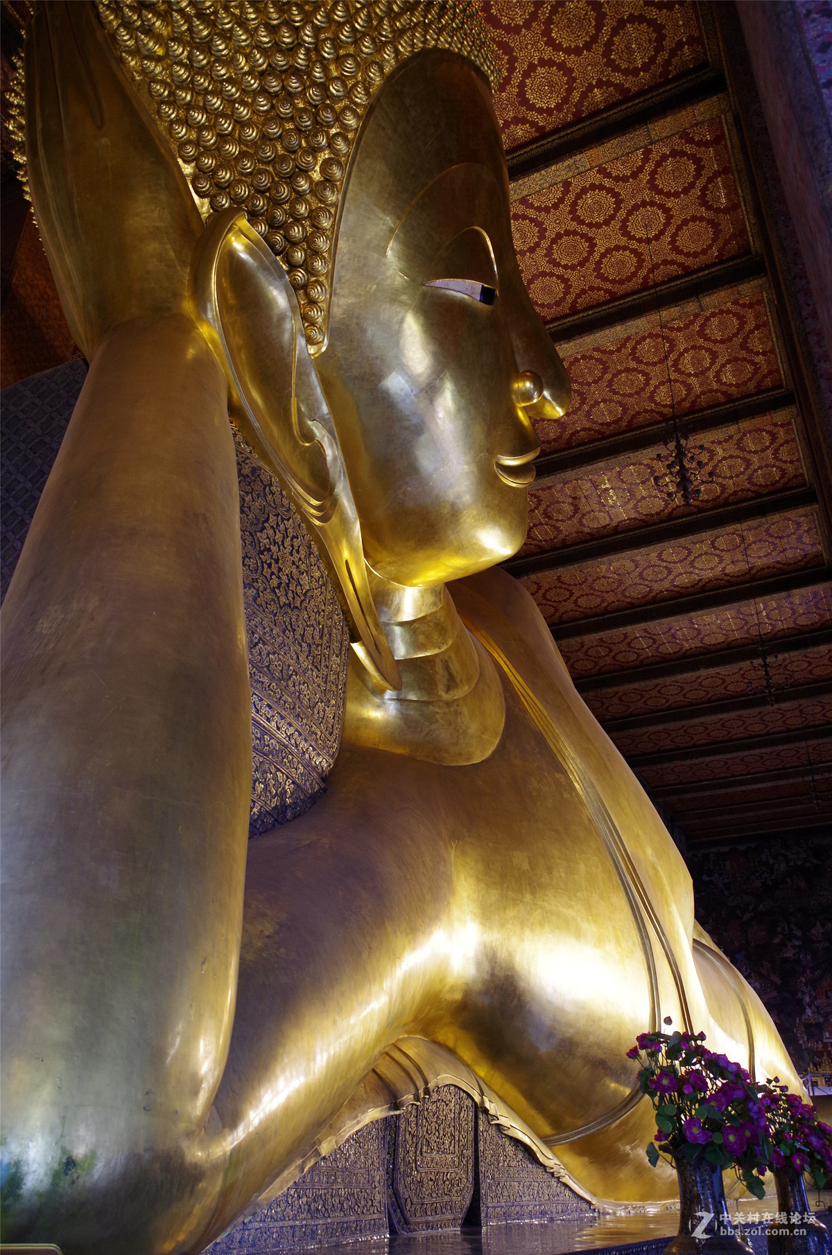 泰国曼谷卧佛寺随拍，宾得K50+18-270，内有恐怖小吃图