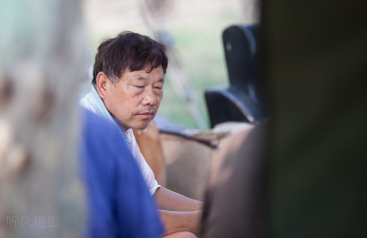 一群侃大山的老人----试镜帖