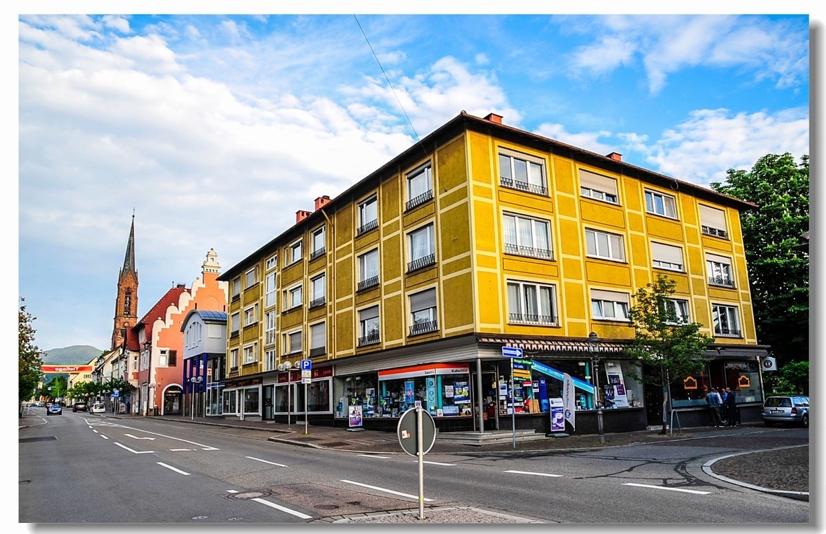 站在小镇德想念大上海德国小镇一撇