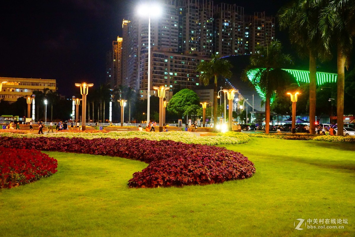 南宁市民族广场夜景4