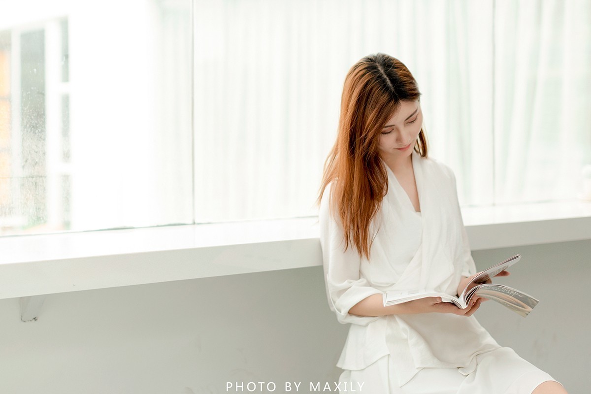 《Cute  Meet  Cafe》