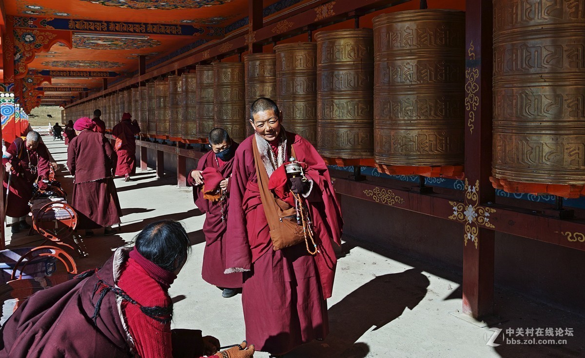 亚青寺-位于甘孜州白玉县