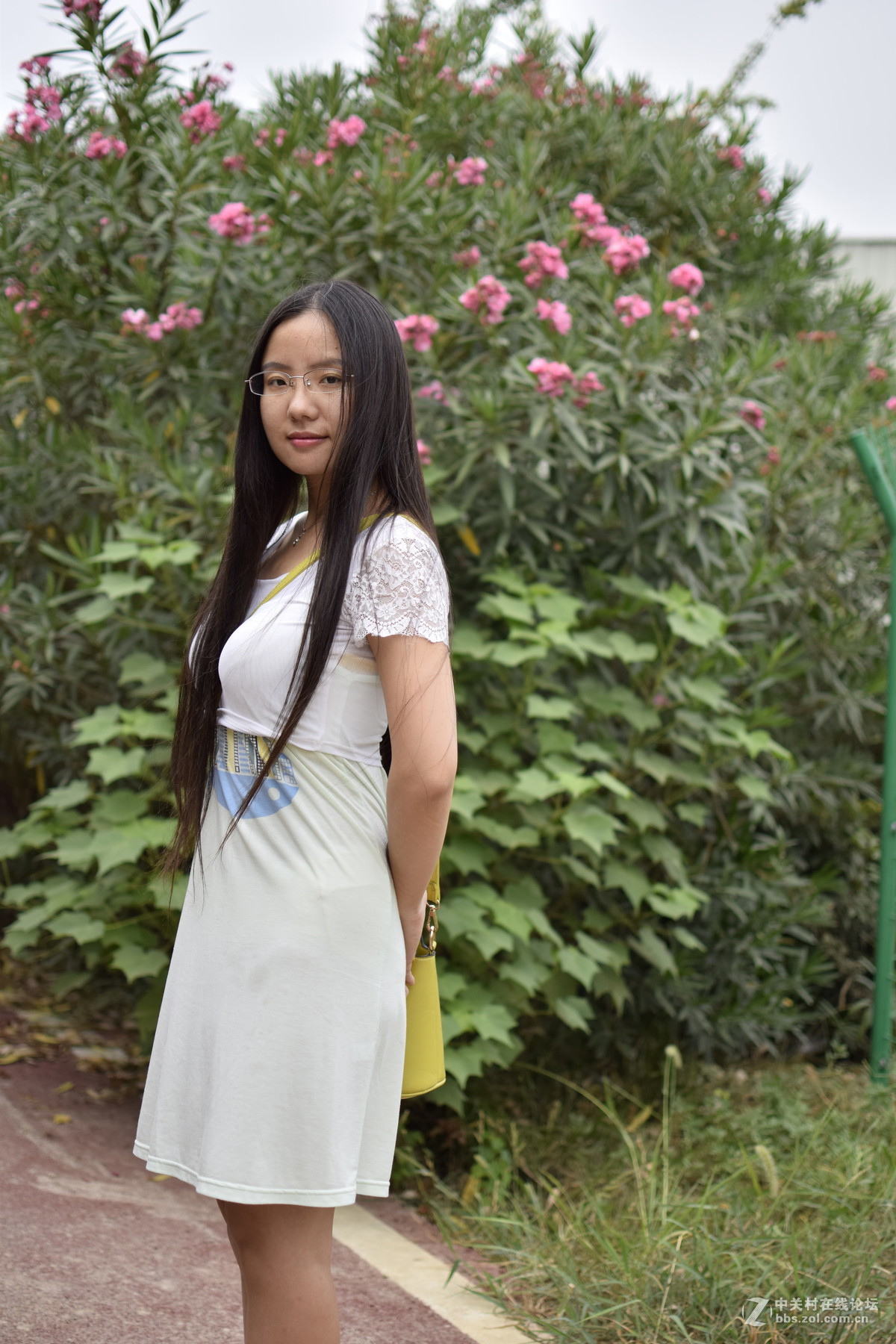 试拍人像尼康d5300尼康afsdx尼克尔35mmf18g