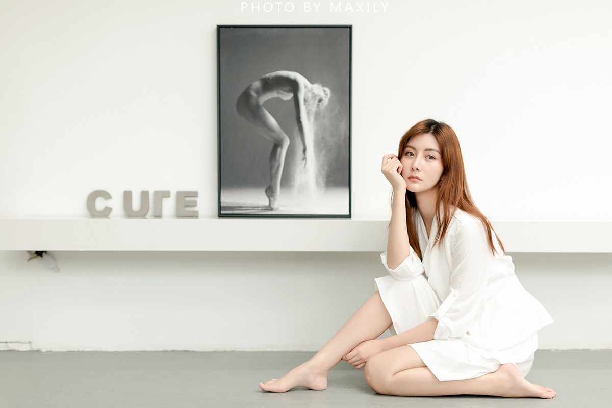 《Cute  Meet  Cafe》