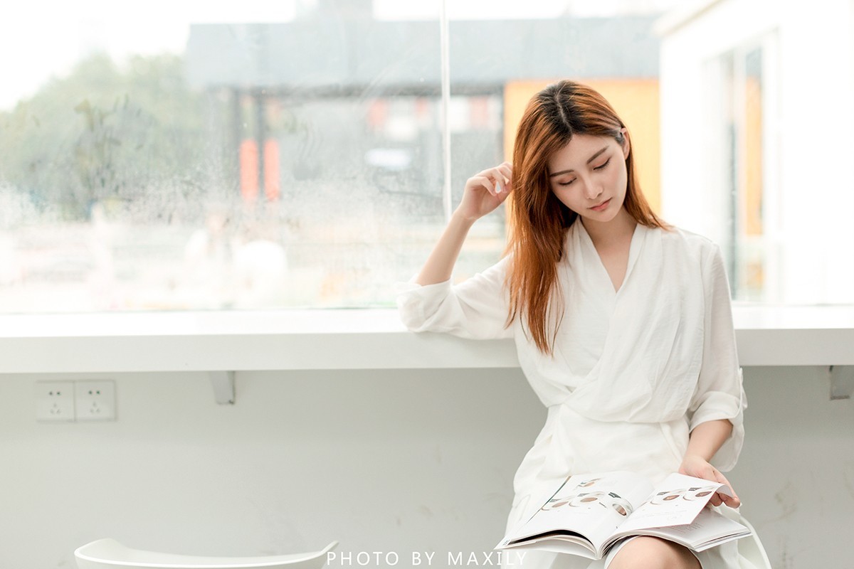 《Cute  Meet  Cafe》