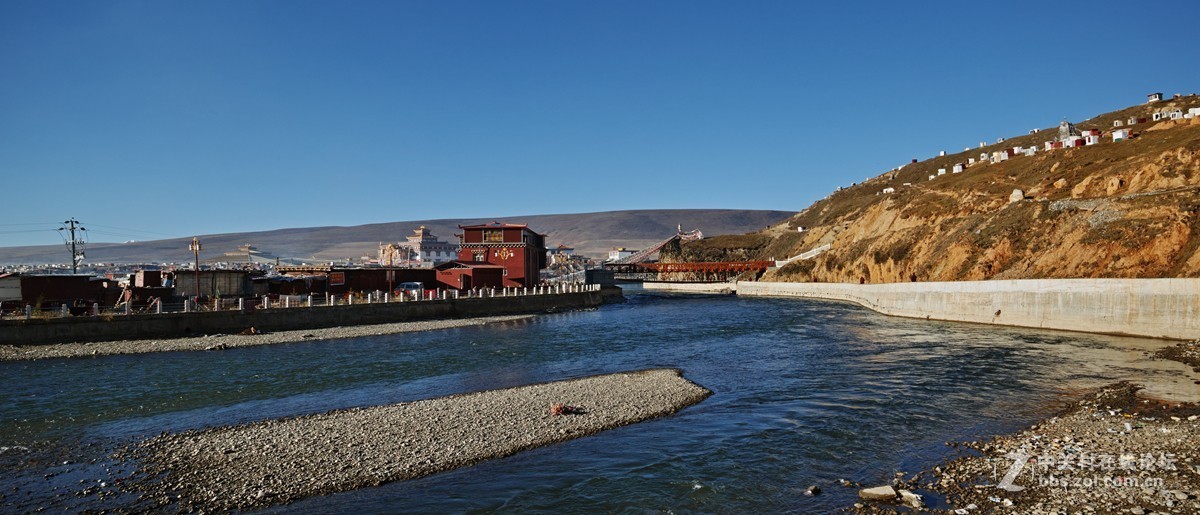 亚青寺-位于甘孜州白玉县