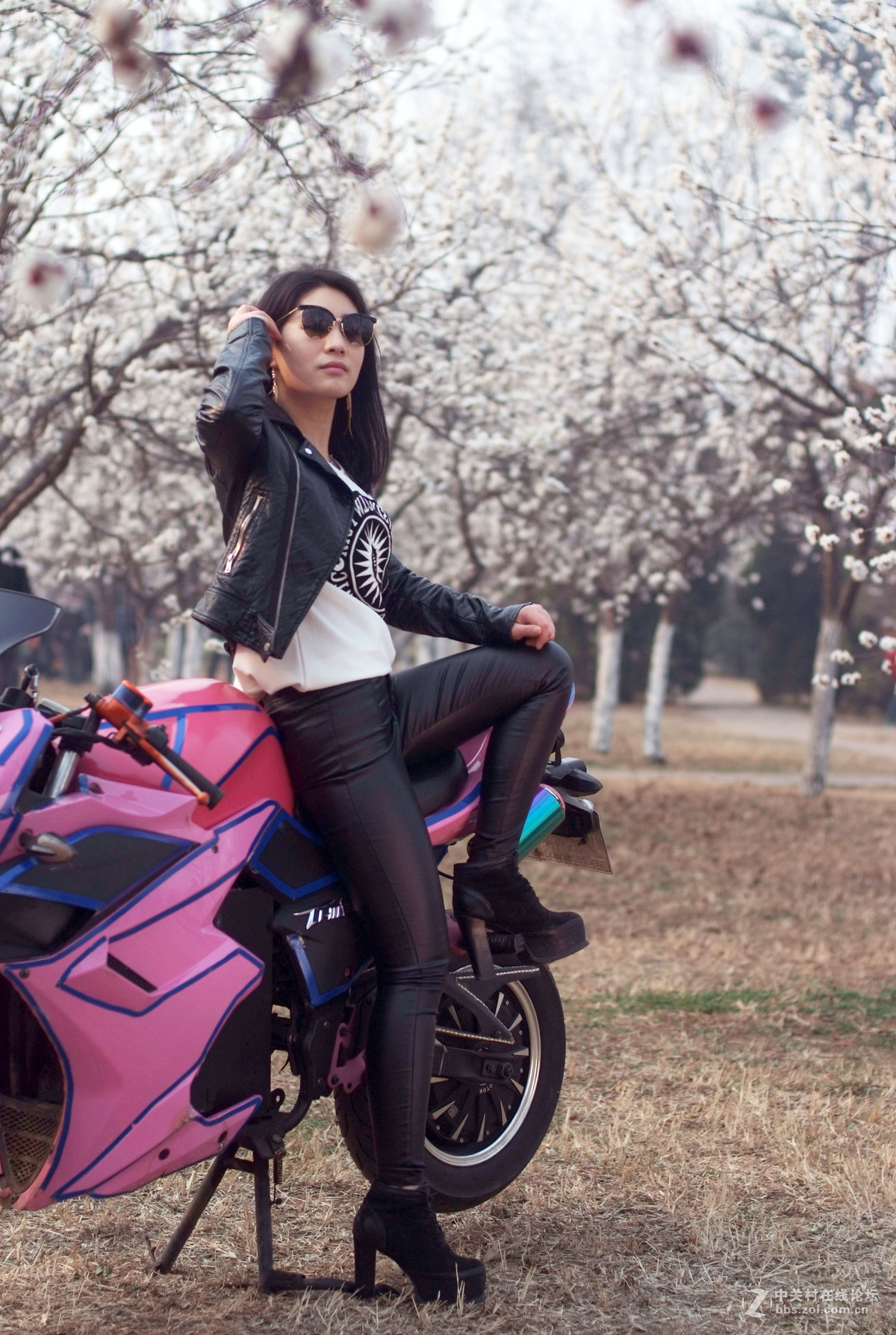 17年3.18日邯郸赵苑人像