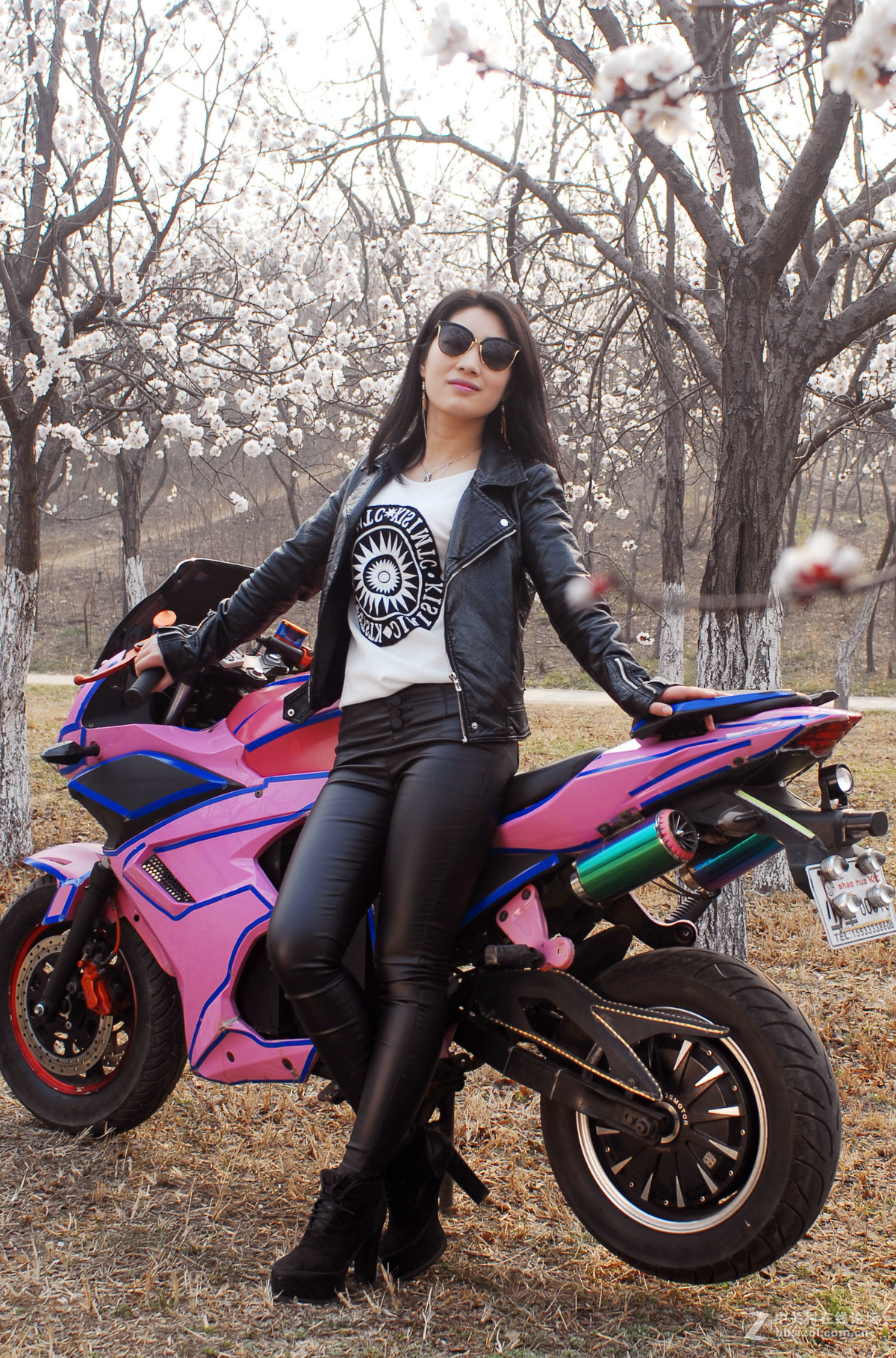 17年3.18日邯郸赵苑人像