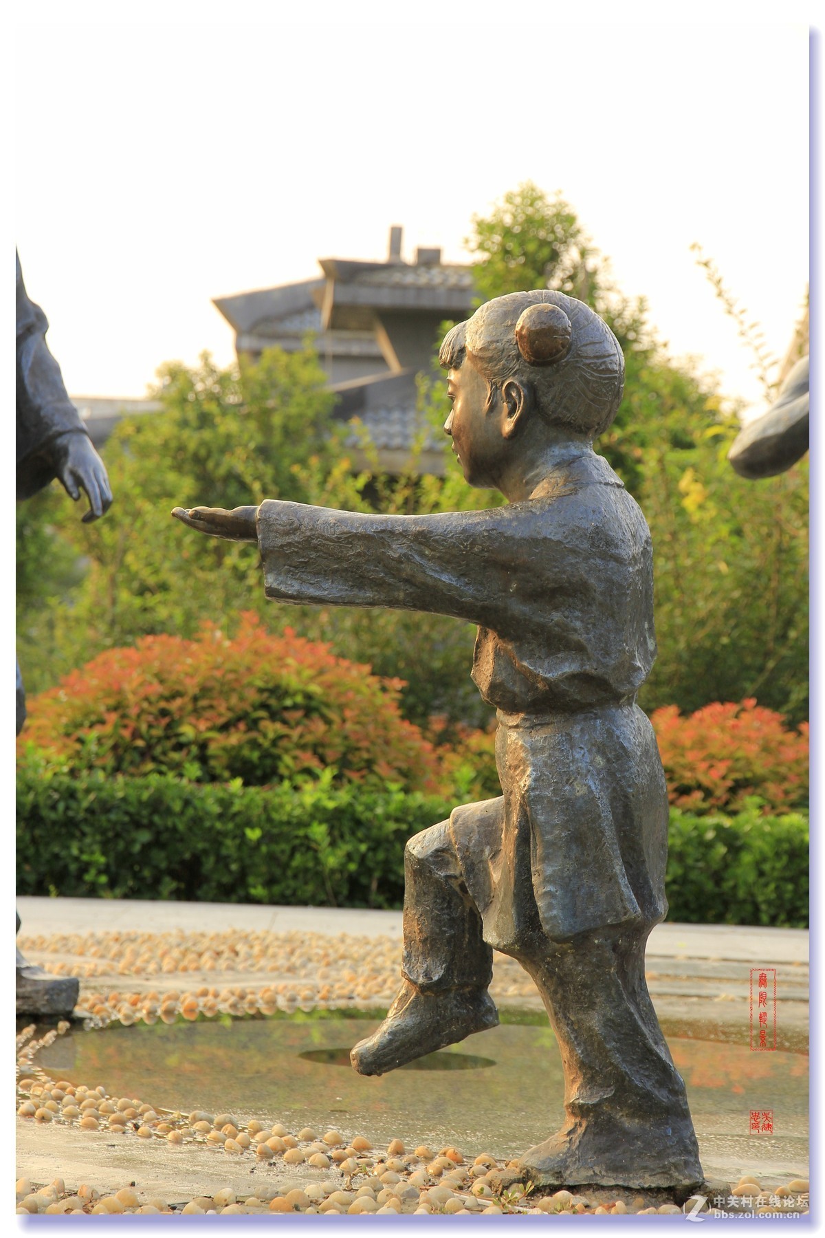 沛县安国文化广场雕像1