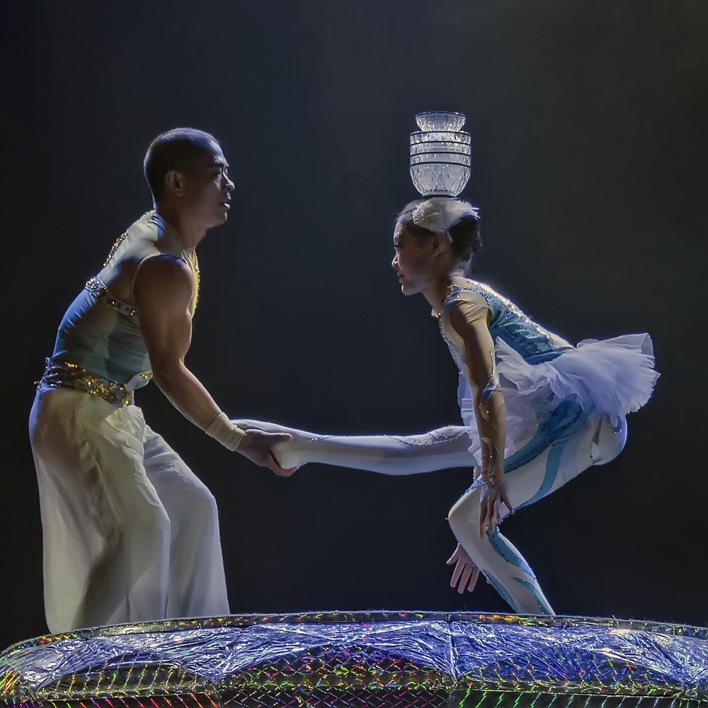 舞台摄影杂技之顶碗4