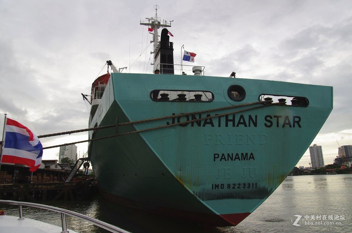 『难忘泰国雨中船游』123...15P