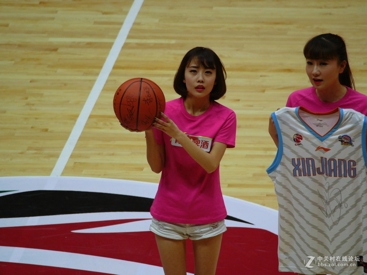 最漂亮的篮球宝贝