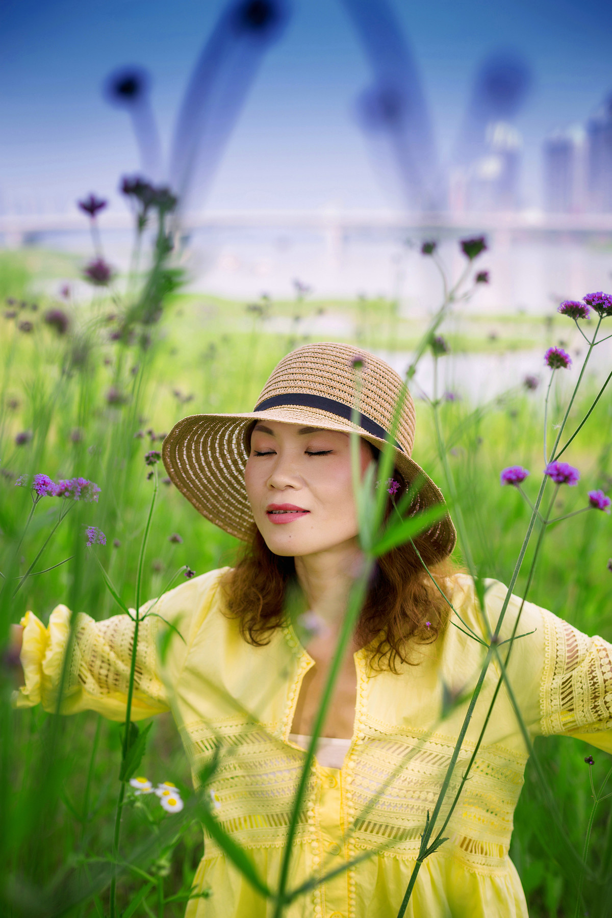那等在季节里的容颜如莲花开落