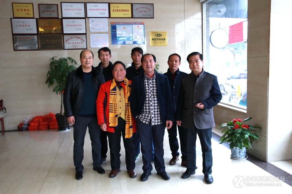 花甲之恋-------难忘的同学会