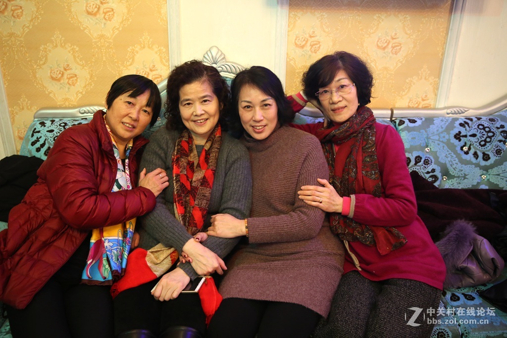 花甲之恋-------难忘的同学会