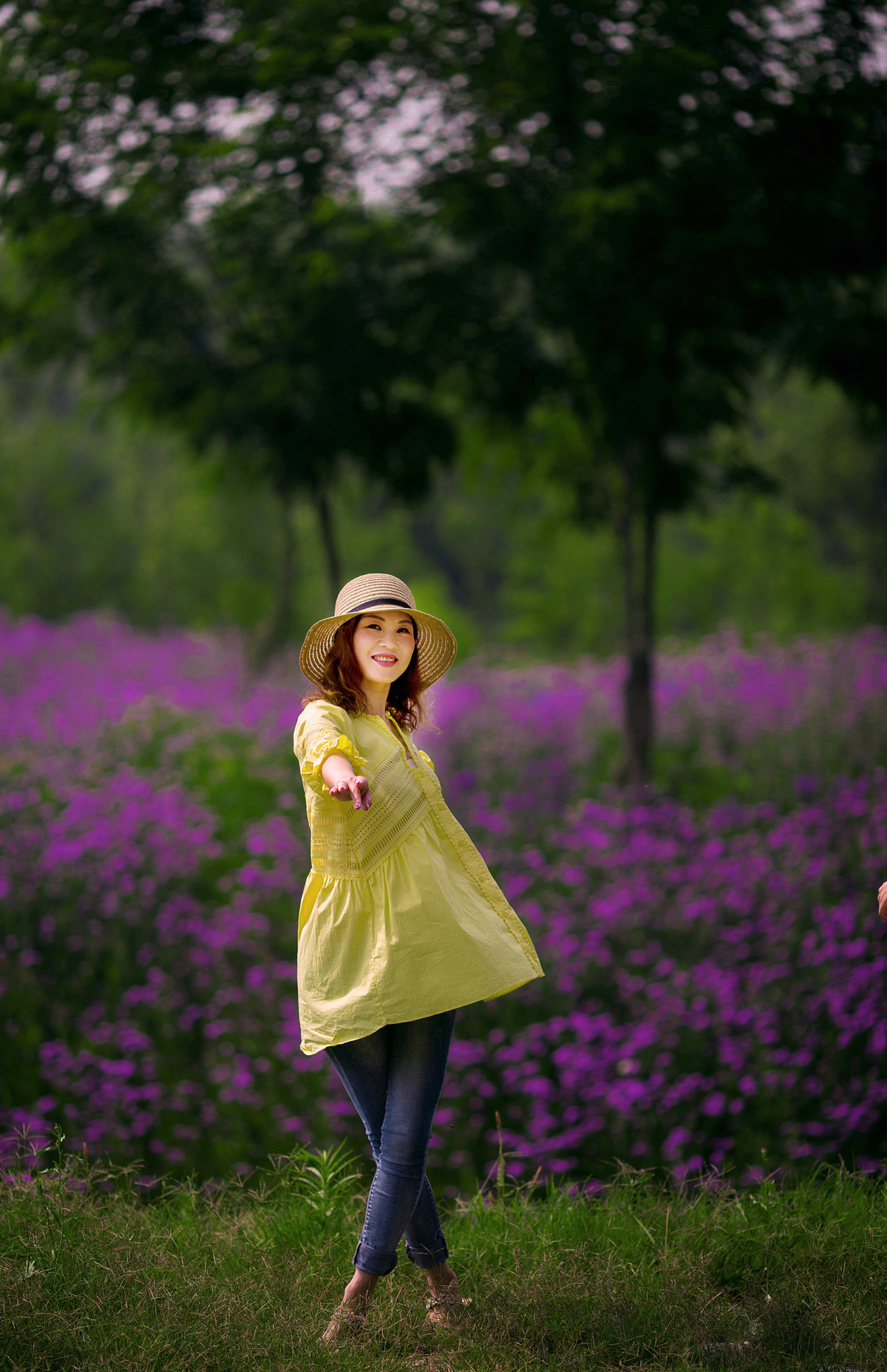 那等在季节里的容颜如莲花开落