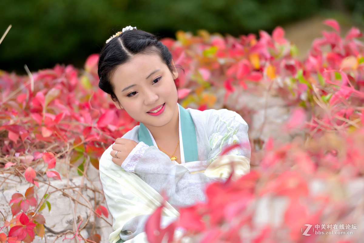汉服人像一组，请各位老师指点！