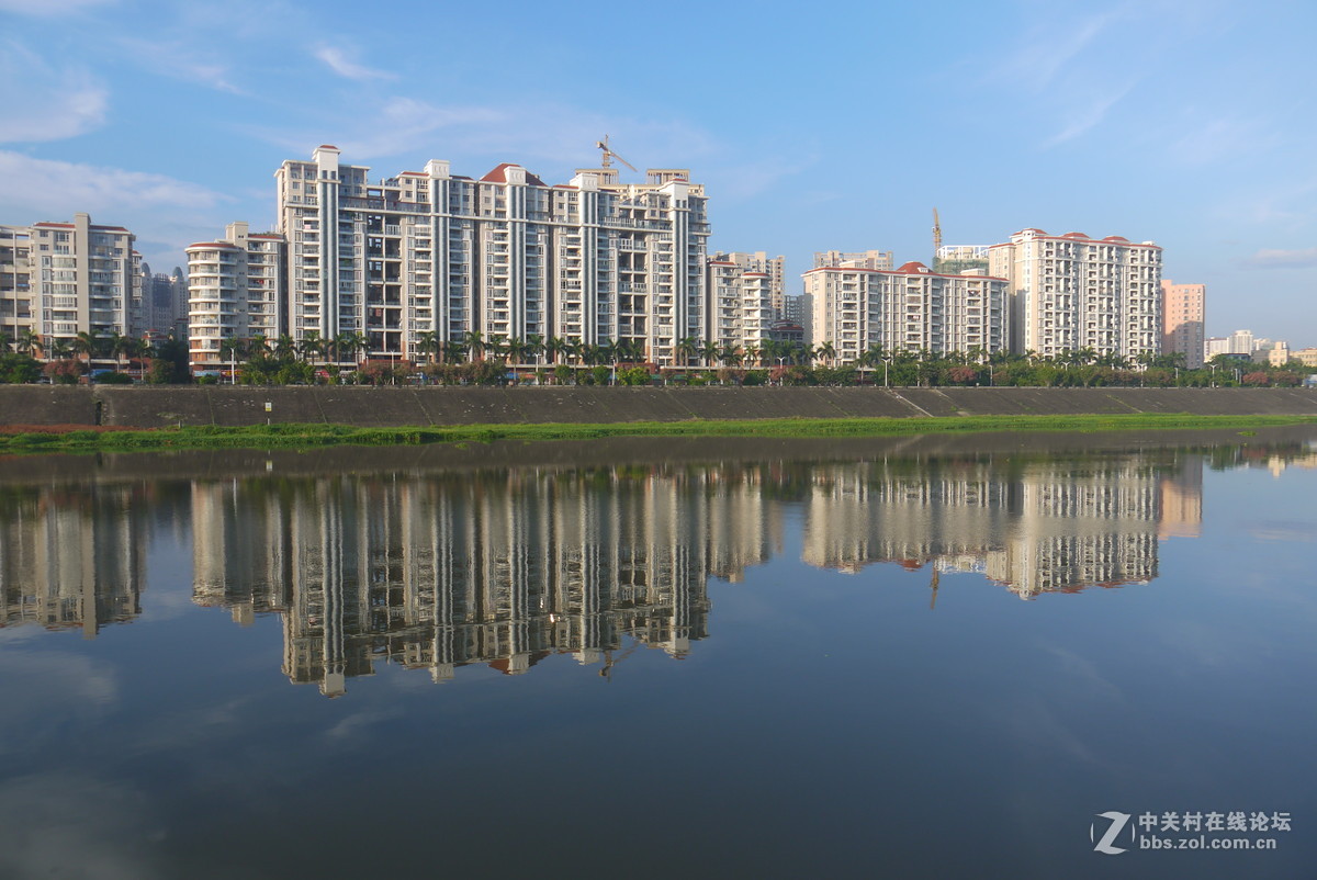 把旧相机拿出来晒晒太阳