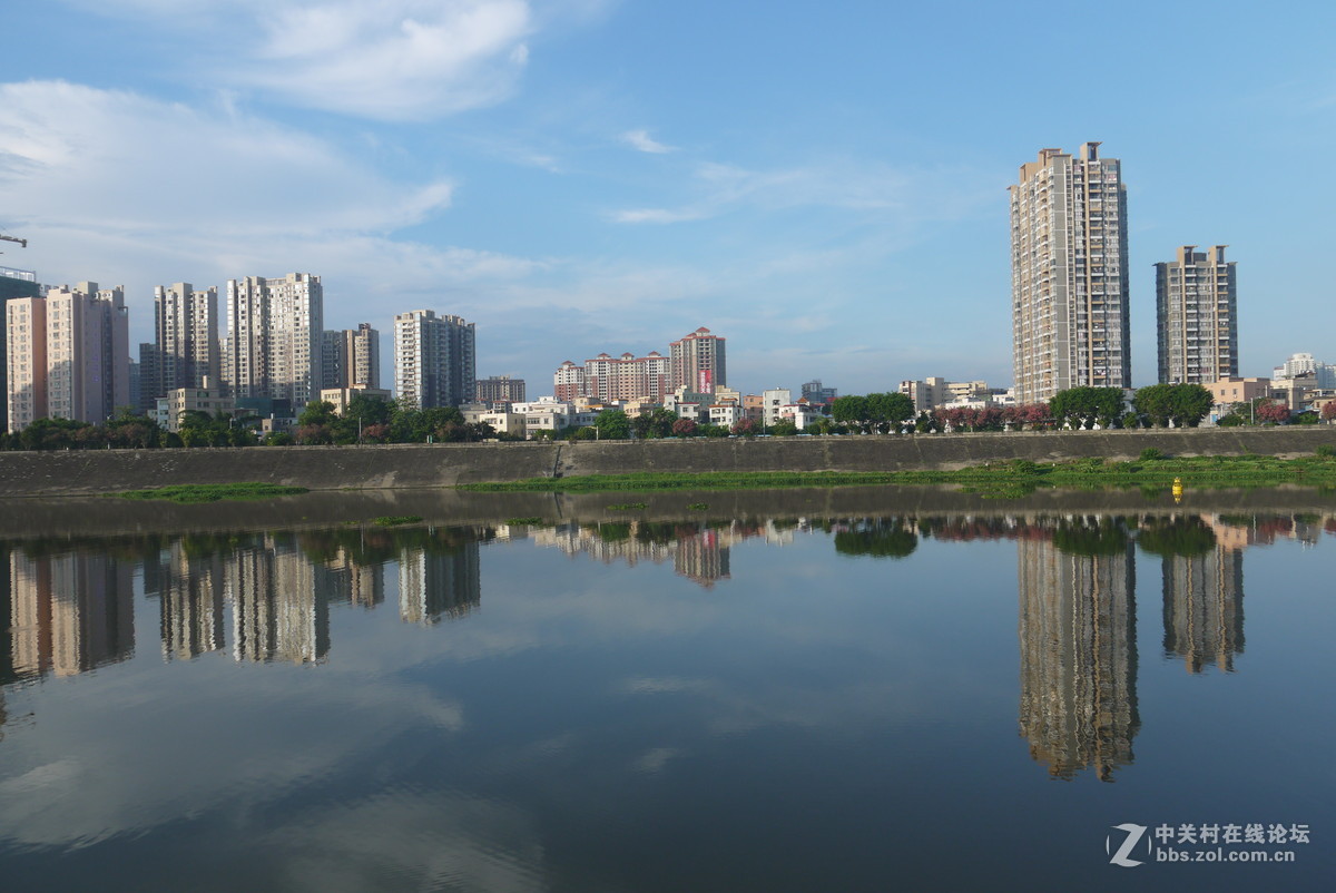 把旧相机拿出来晒晒太阳