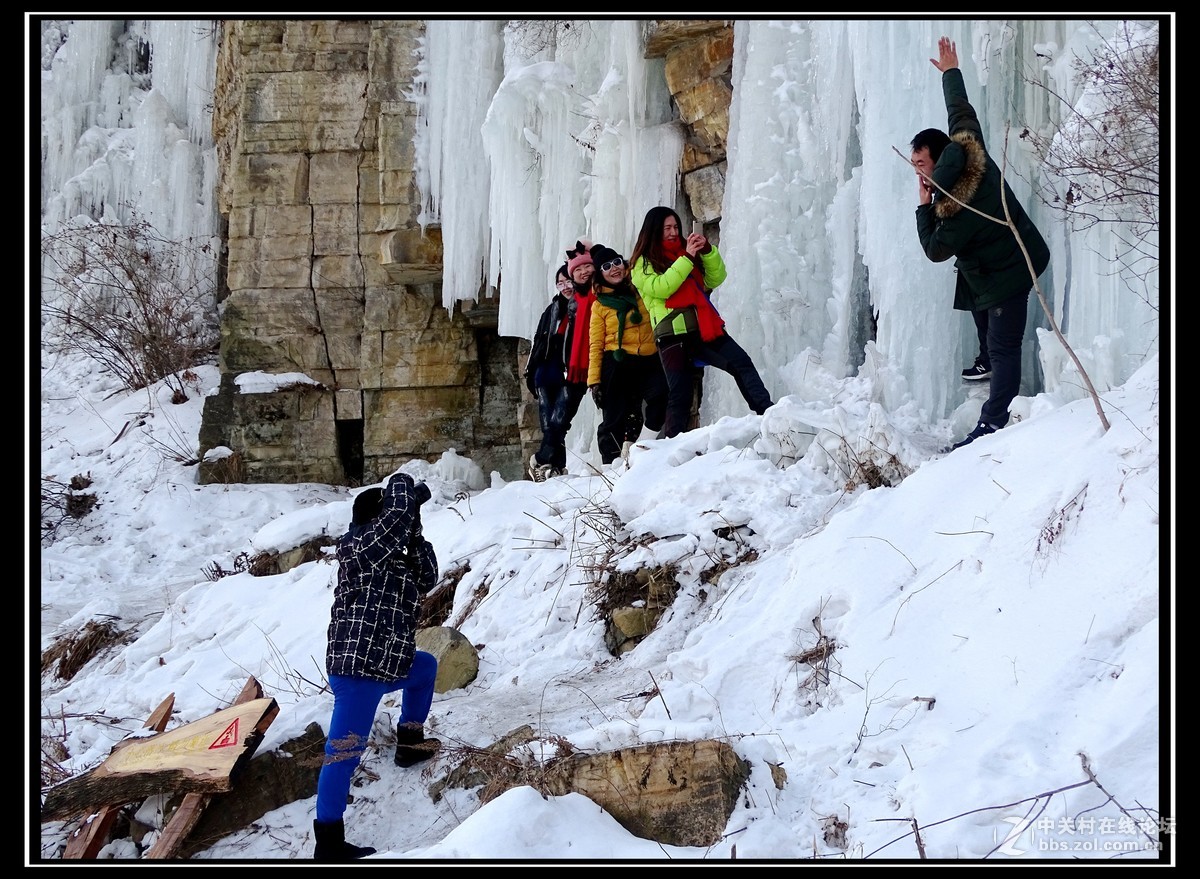 冰瀑奇观——“冰帘洞”