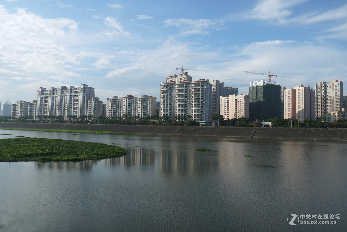 把旧相机拿出来晒晒太阳