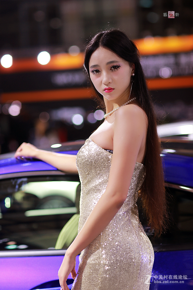 浦东车展银裙mm（LEXUS）