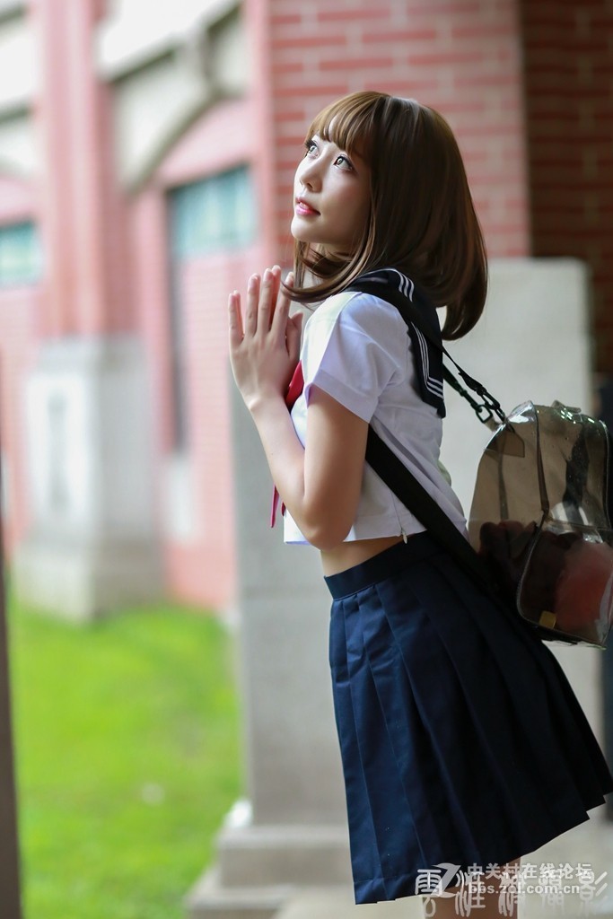 《蓝衣白衫》《蓝衣白衫》