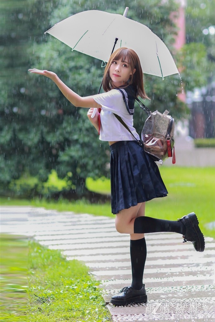 《蓝衣白衫》《蓝衣白衫》