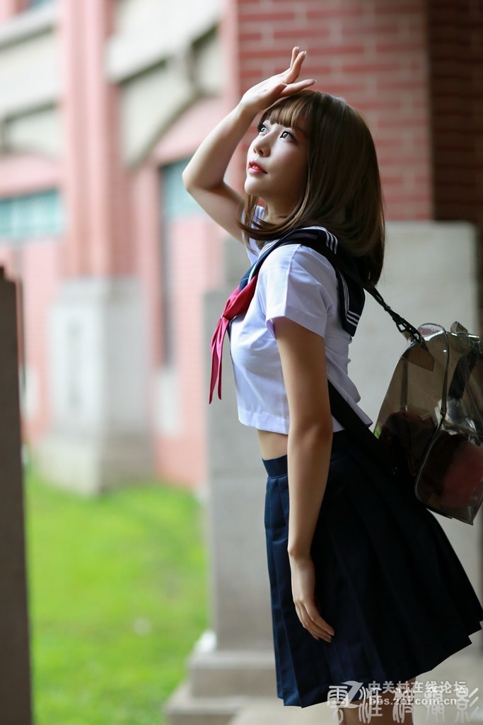 《蓝衣白衫》《蓝衣白衫》