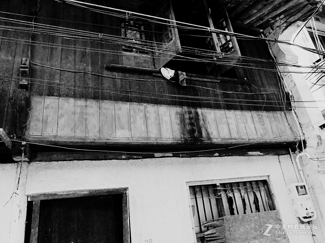 黑白画映 老街故事