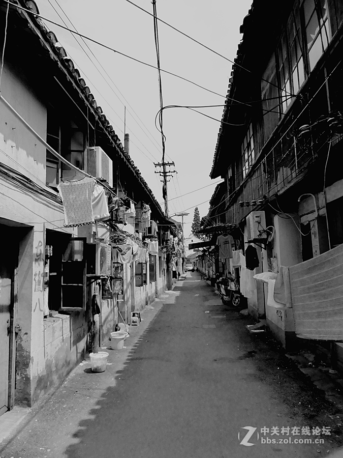 黑白画映 老街故事