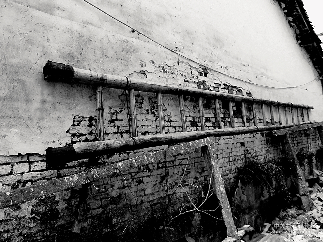 黑白画映 老街故事