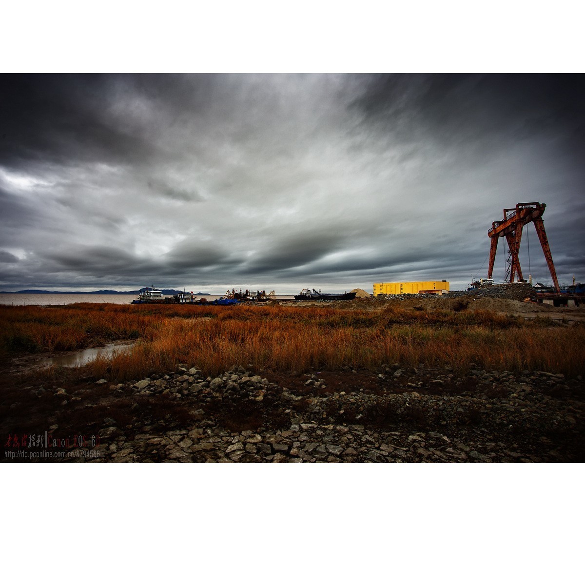 疫情下清冷的江口