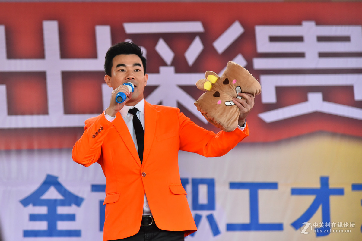 “任贤齐”来了。