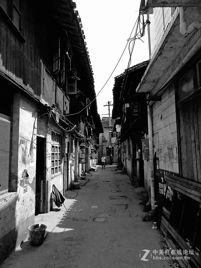 黑白画映 老街故事