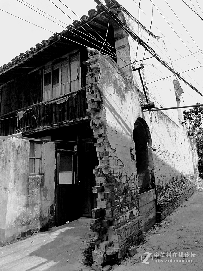 黑白画映 老街故事