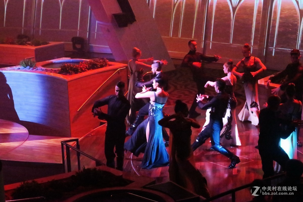 邮轮上的精彩演出——《星海传奇》之（四）