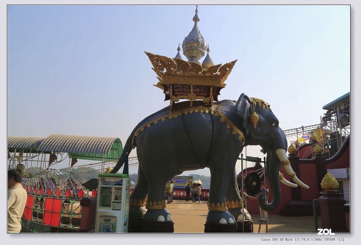 泰国清莱观光旅游之四————一眼看三国的金三角