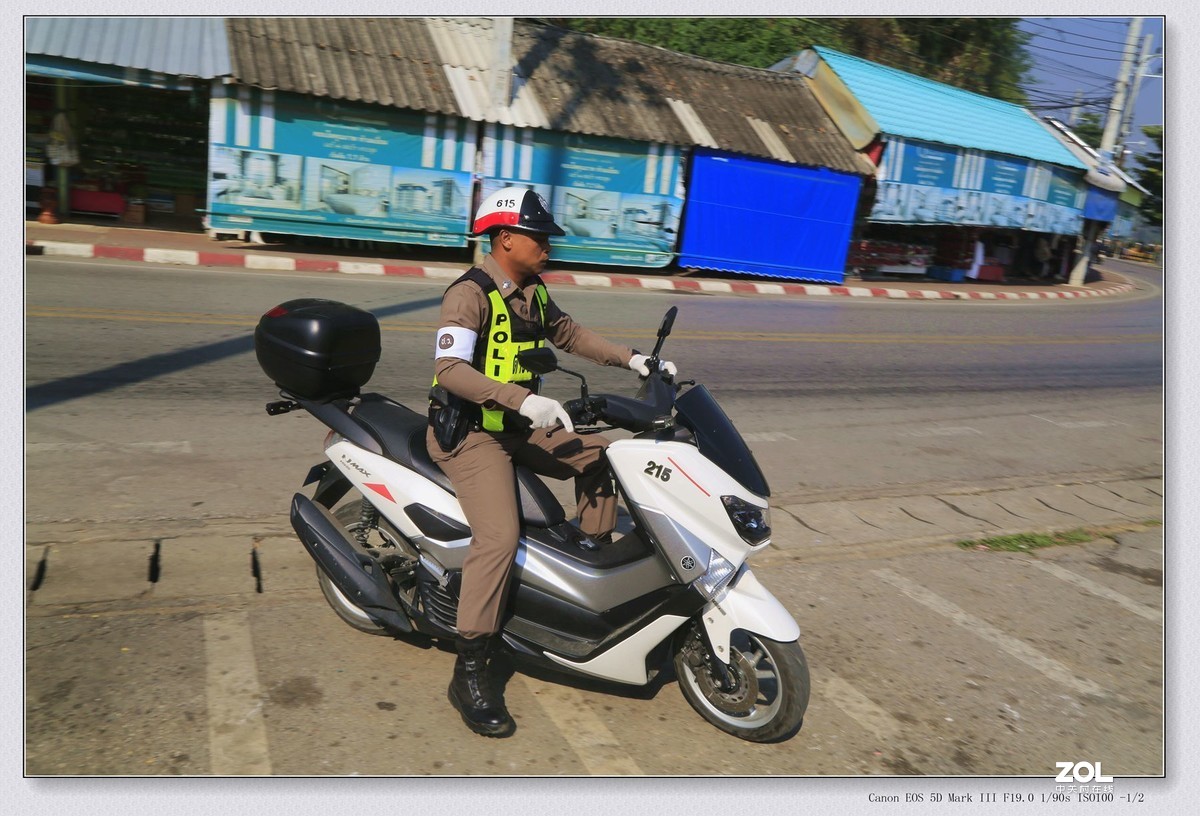 泰国清莱观光旅游之四————一眼看三国的金三角